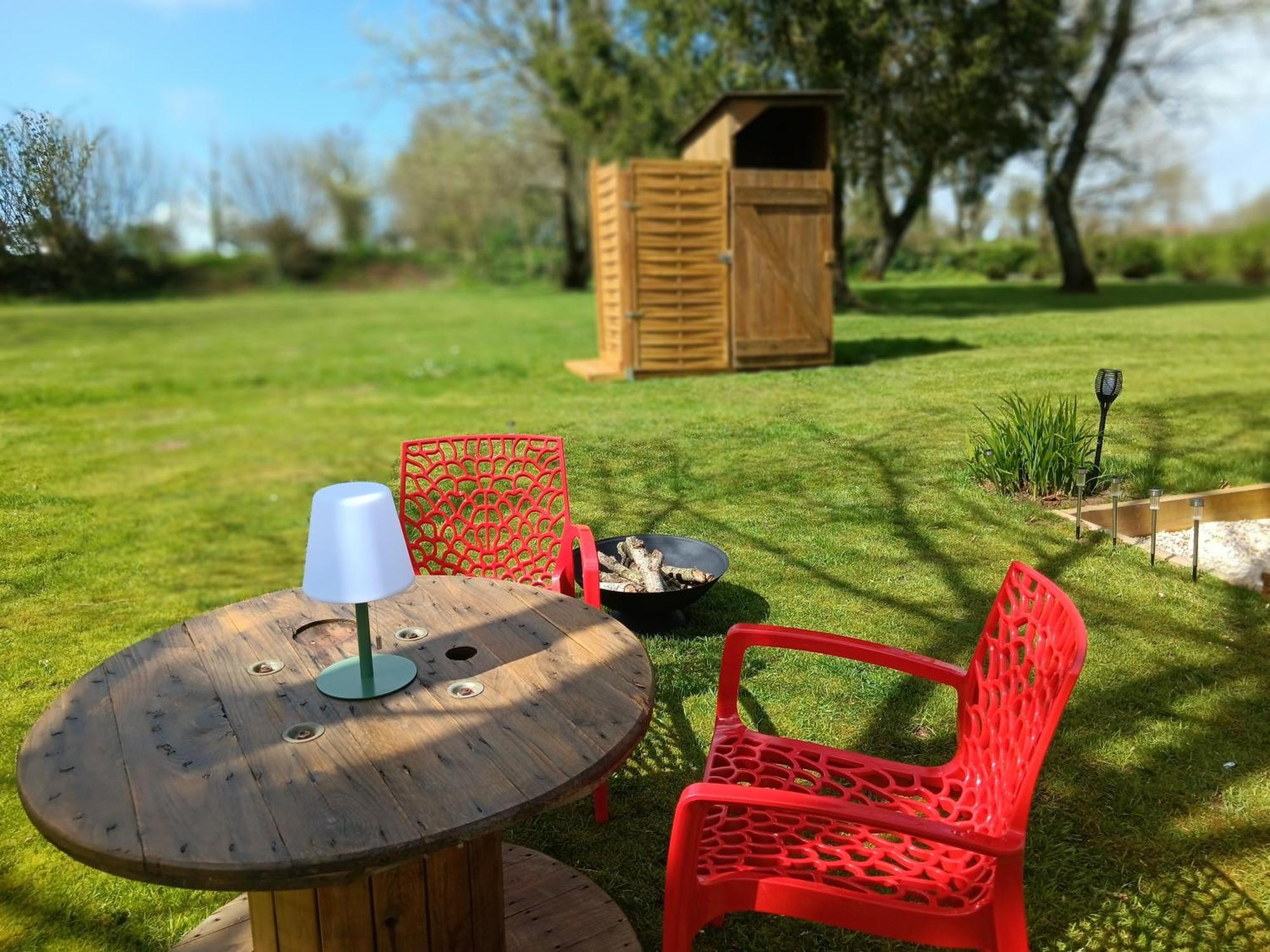 Le Val Daniniere B&B Adult Only Le Mesnil-Garnier Luaran gambar